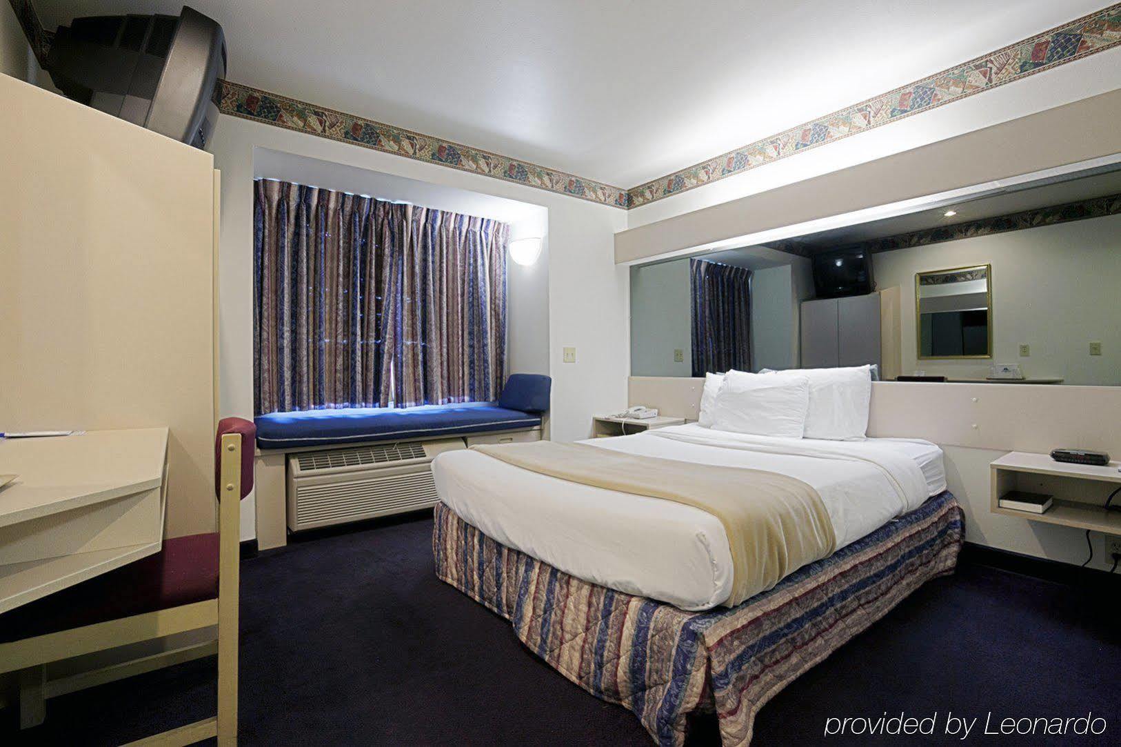 Americas Best Value Inn Racine Chambre photo
