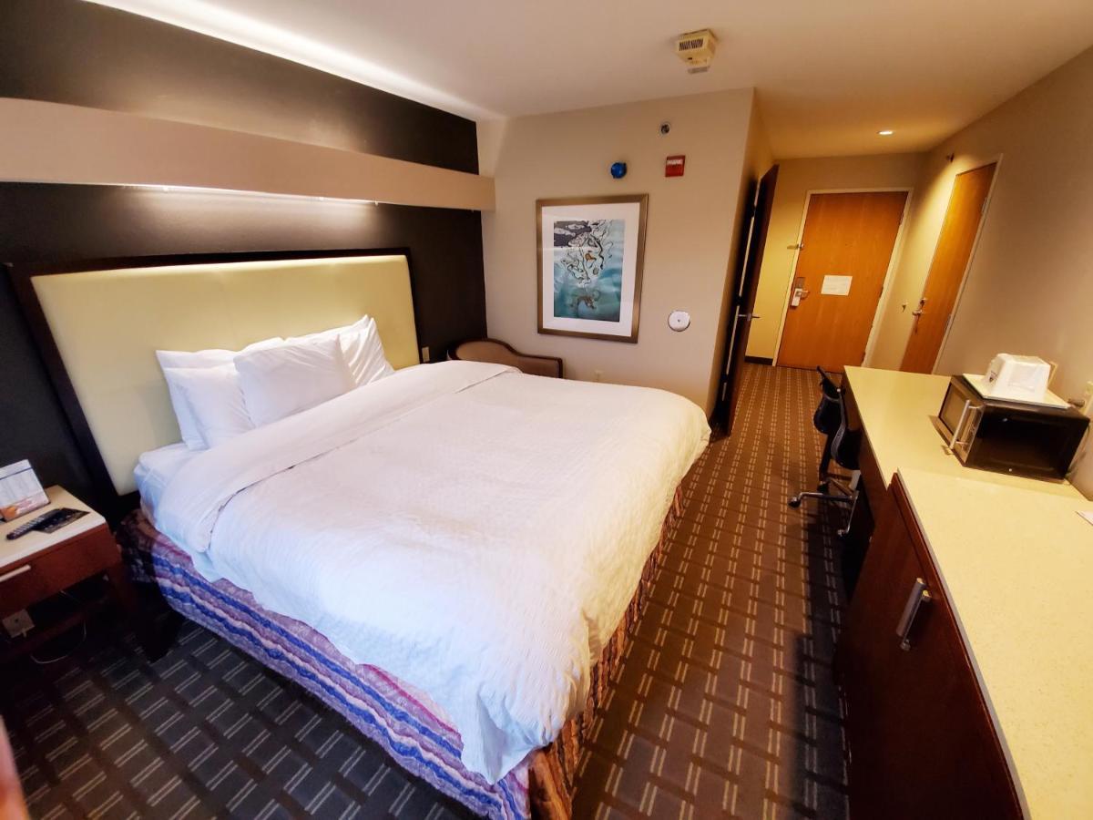 Americas Best Value Inn Racine Extérieur photo