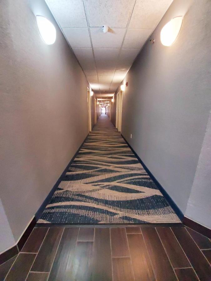 Americas Best Value Inn Racine Extérieur photo